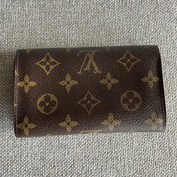 Louis Vuitton | Monogram Canvas Tressor Short Compact Wallet - Picture 2 of 16